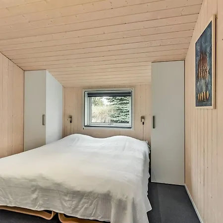 Lav - 3-8km From The Sea By Interhome Дом отдыха *