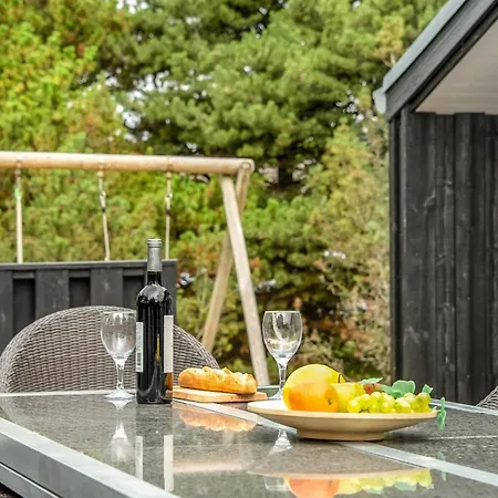Σπίτι διακοπών Lav - 3-8km From The Sea By Interhome *