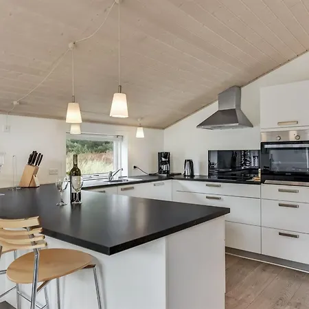Feriehus Lav - 3-8km From The Sea By Interhome Tagholm